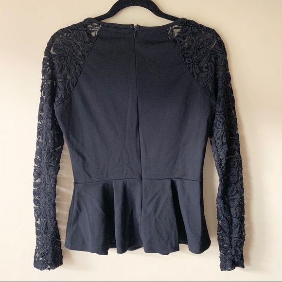 Floral Lace Peplum Top - Picture 3 of 6